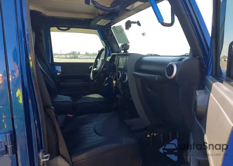 2010 Jeep Wrangler Unlimited Sahara from USA, damaged, VIN 1J4BA5H15AL196477